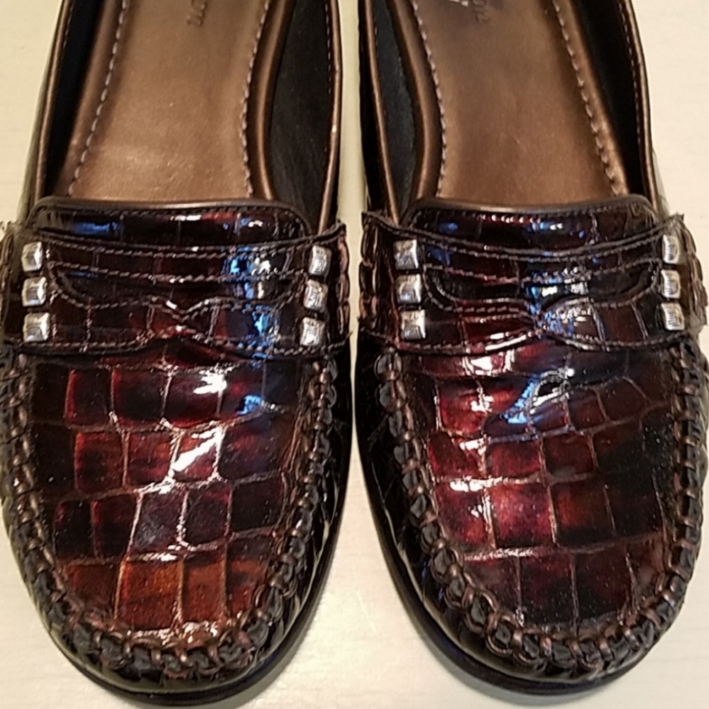 Brighton Mohawk Faux Croc Loafers Size 7.5 N